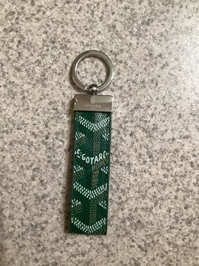 Goyard Dark Green Chevron Strap Key Ring